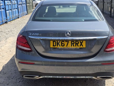 2017 Mercedes-Benz E-Class thumbnail 9