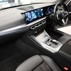 BMW 3 Series 2.0 330e M Sport Auto 5dr 1