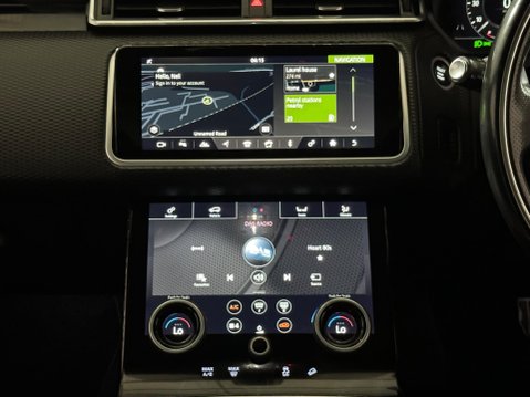 Land Rover Range Rover Velar R-DYNAMIC SE 13