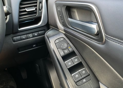 Nissan Qashqai DIG-T TEKNA PLUS MHEV 26