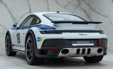 Porsche 911 Dakar 7