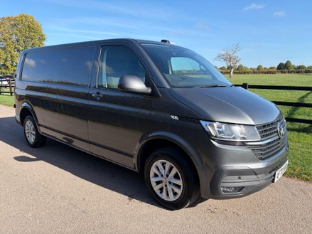 Volkswagen Transporter 2.0 TDI T30 Highline Panel Van 5dr Diesel DSG FWD LWB Euro 6 (s/s) (150 ps)