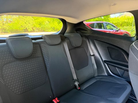 Ford Fiesta 1.0T EcoBoost Titanium Euro 6 (s/s) 3dr 13