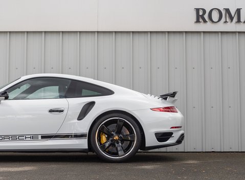 Porsche 911 Turbo S GB Edition (991) 32