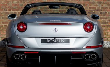 Ferrari California T 5