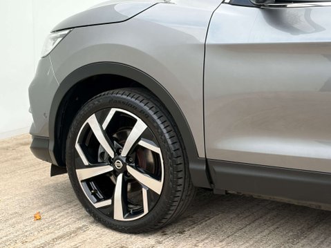 Nissan Qashqai 1.3 Qashqai Tekna DiG-T Semi-Auto 5dr 53
