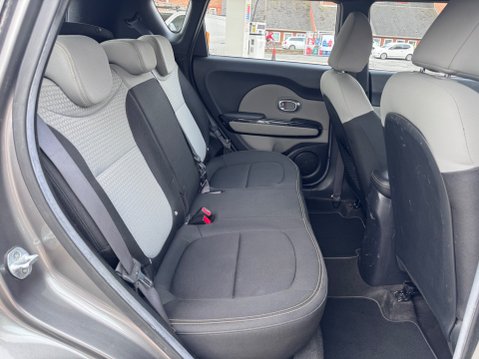 Kia Soul CONNECT PLUS 16