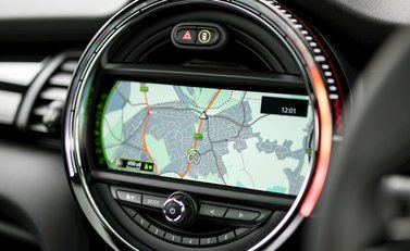 Mini Hatch John Cooper Works 18