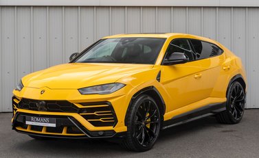 Lamborghini Urus 6