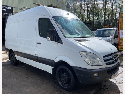 Mercedes-Benz Sprinter 2.1 213 CDi BlueEFFICIENCY Panel Van 4dr Diesel Manual RWD L2 (200 g/km, 12 6