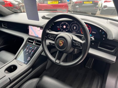 Porsche Taycan 500kW Turbo 93kWh 4dr 22