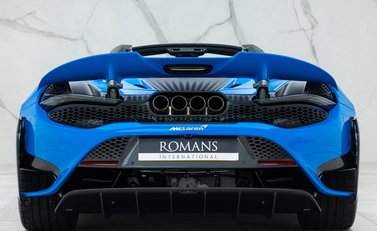 McLaren 765LT Spider 10