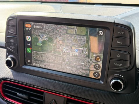 Hyundai KONA PREMIUM SE 1 OWNER 28