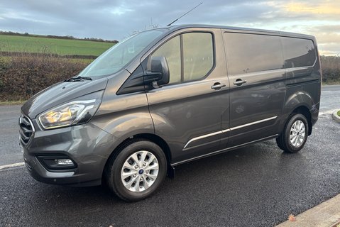 Ford Transit Custom 320 L1 Limited 170 ps Panel Van - Automatic 1