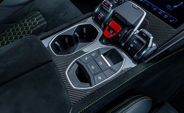 Lamborghini Urus PERFORMANTE 22