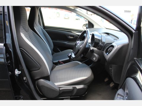 Toyota Aygo VVT-I X-TREND 25