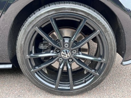 Volkswagen Golf 2.0 TSI R DSG 4Motion Euro 6 (s/s) 5dr 47