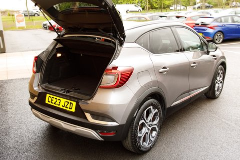 Renault Captur TECHNO E-TECH 41