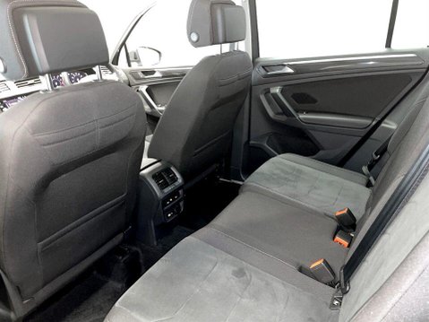 Volkswagen Tiguan 1.5 TSI Elegance SUV 5dr Petrol DSG Euro 6 (s/s) (150 ps) Air Con - Alloys 20