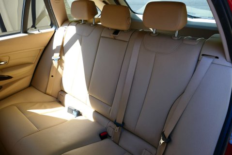 BMW 3 Series 2.0 325d SE 5dr 31