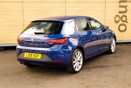 SEAT Leon TSI EVO FR SPORT