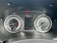 Suzuki Vitara SZ-T BOOSTERJET MHEV 11