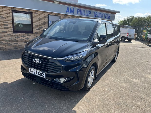 Ford Transit Custom Transit Custom 2.0 EcoBlue 136ps H1 Van Limited Auto 3