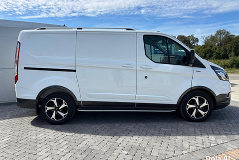 Ford Transit Custom 300 Active L1 170 ps Selectshift Panel Van - Tailgate & Twin Side Doors 11