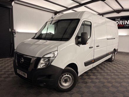 Nissan NV400 2.3 dCi 35 Tekna FWD L3 H2 Euro 6 5dr