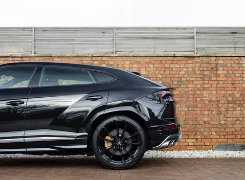 Lamborghini Urus 28