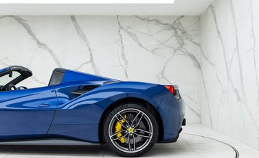 Ferrari 488 Spider 34