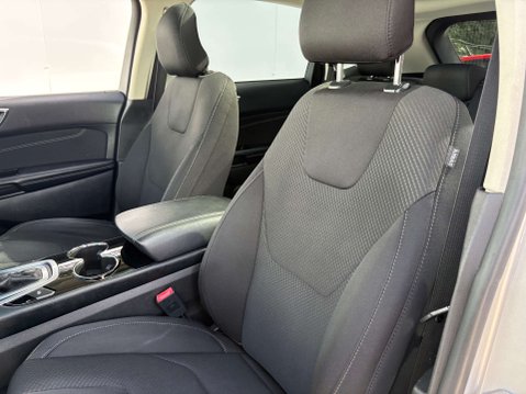 Ford Edge 2.0 Edge Titanium TDCi Auto 4WD 5dr 56