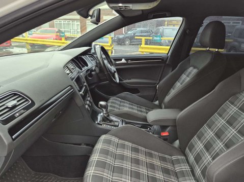 Volkswagen Golf 2.0 Golf GTD Semi-Automatic 5dr - NATIONAL DELIVERY* 38