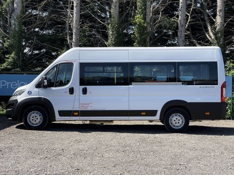 Citroen Relay L4H2 17 Seat Lightweight Minibus with Mesh Ramp, Nav, Cams, Cruise, A/C 21