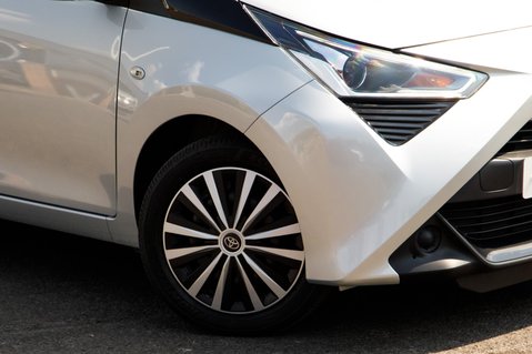 Toyota Aygo VVT-I X-PLAY 11