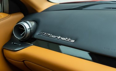 Ferrari F12 Berlinetta 20