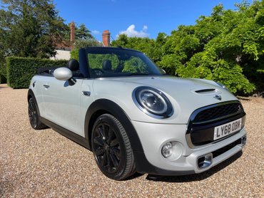 Mini Convertible 2.0 Cooper S Exclusive Convertible 2dr Petrol Steptronic Euro 6 (s/s) (192