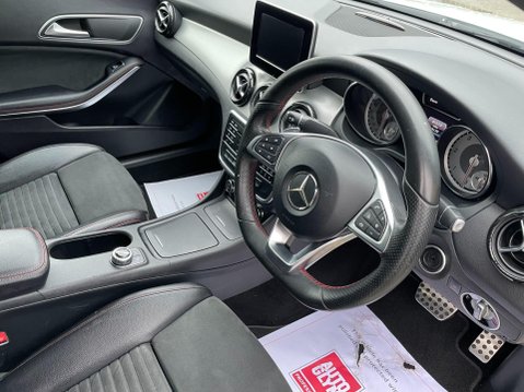 Mercedes-Benz CLA Class 2.1 CLA220d AMG Sport Coupe 7G-DCT Euro 6 (s/s) 4dr 16