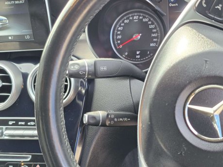 Mercedes-Benz C Class 2.1 C220d AMG Line Saloon 4dr Diesel 7G-Tronic+ Euro 6 (s/s) (170 ps) 24