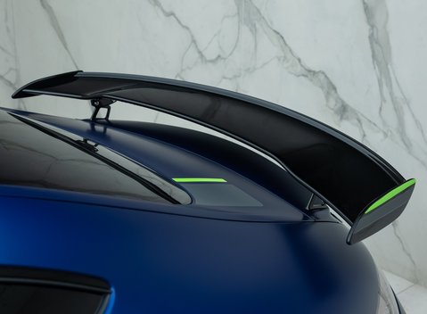 Mercedes-Benz AMG GT R PRO 37