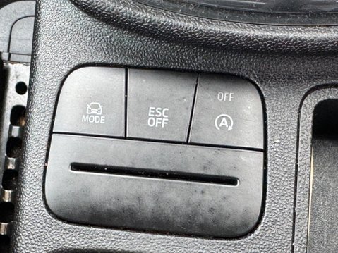 Ford Fiesta 1.5T EcoBoost ST Performance Edition Euro 6 (s/s) 3dr 34