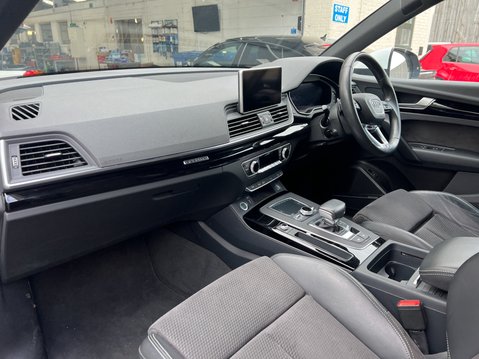 Audi Q5 2.0 TFSI S line SUV 5dr Petrol S Tronic quattro Euro 6 (s/s) (252 ps) 18