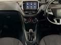 Peugeot 208 ALLURE PURETECH 1.2 15