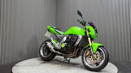 Kawasaki Z1000 2005 ONLY 28K 1000CC NAKED PROJECT BIKE RUNS WELL 3