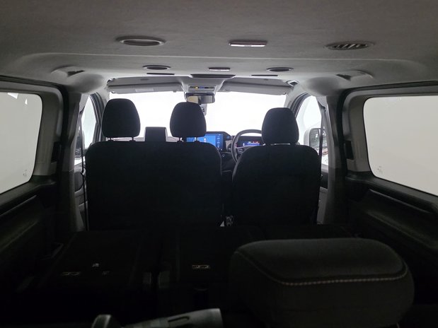 Ford Transit Custom Transit Custom 320 H1 Kombi Limited 9 Seater 2.0 EcoBlue 136ps 16