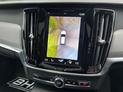 Volvo V90 2.0 D5 R-Design Plus Auto AWD Euro 6 (s/s) 5dr 22