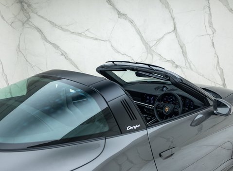 Porsche 911 Targa 4 (992) 50