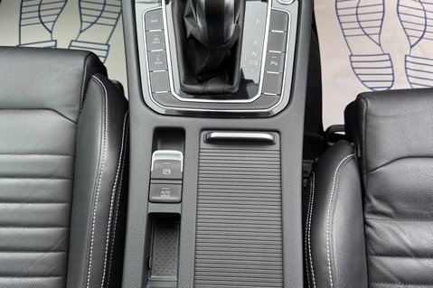 Volkswagen Passat GTE DSG - VAT Q - 1 OWNER - PLUG IN HYBRID - 3 IN STOCK 59