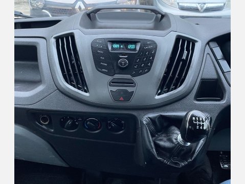 Ford Transit 2.2 TDCi 350 1-Way Tipper 2dr Diesel Manual RWD L2 Euro 5 (1-Stop) (100 ps) 31