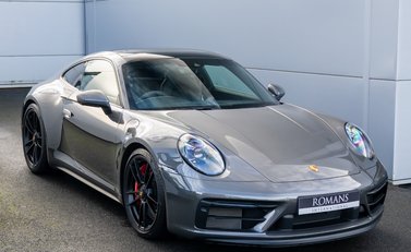 Porsche 911 Carrera GTS (992) 2